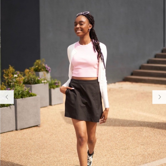 UNIQLO - Ribbed Racer Back Cropped Tank Top - Picture 5 of 6